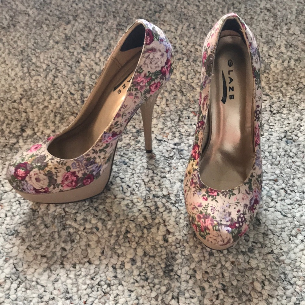 Floral heels